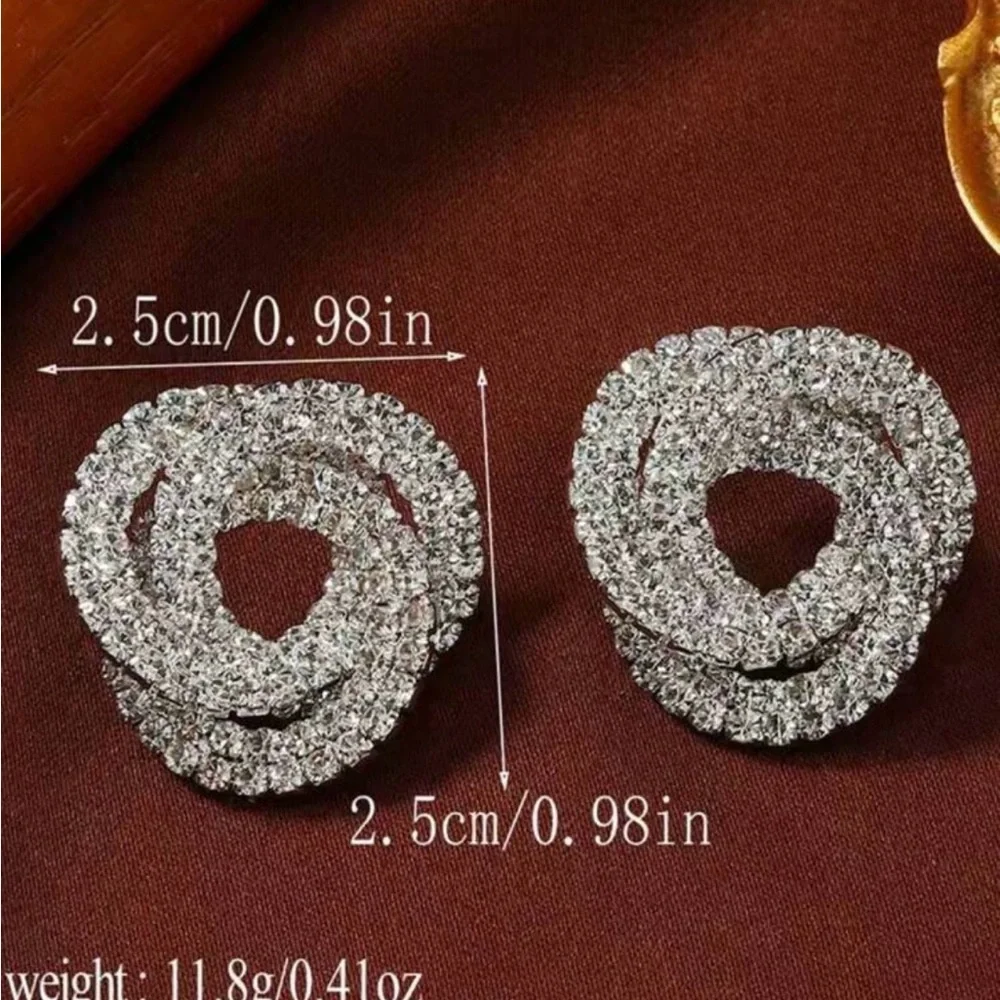 Sparkling Silver Crystal Circle Stud Earrings - Women Jewelry